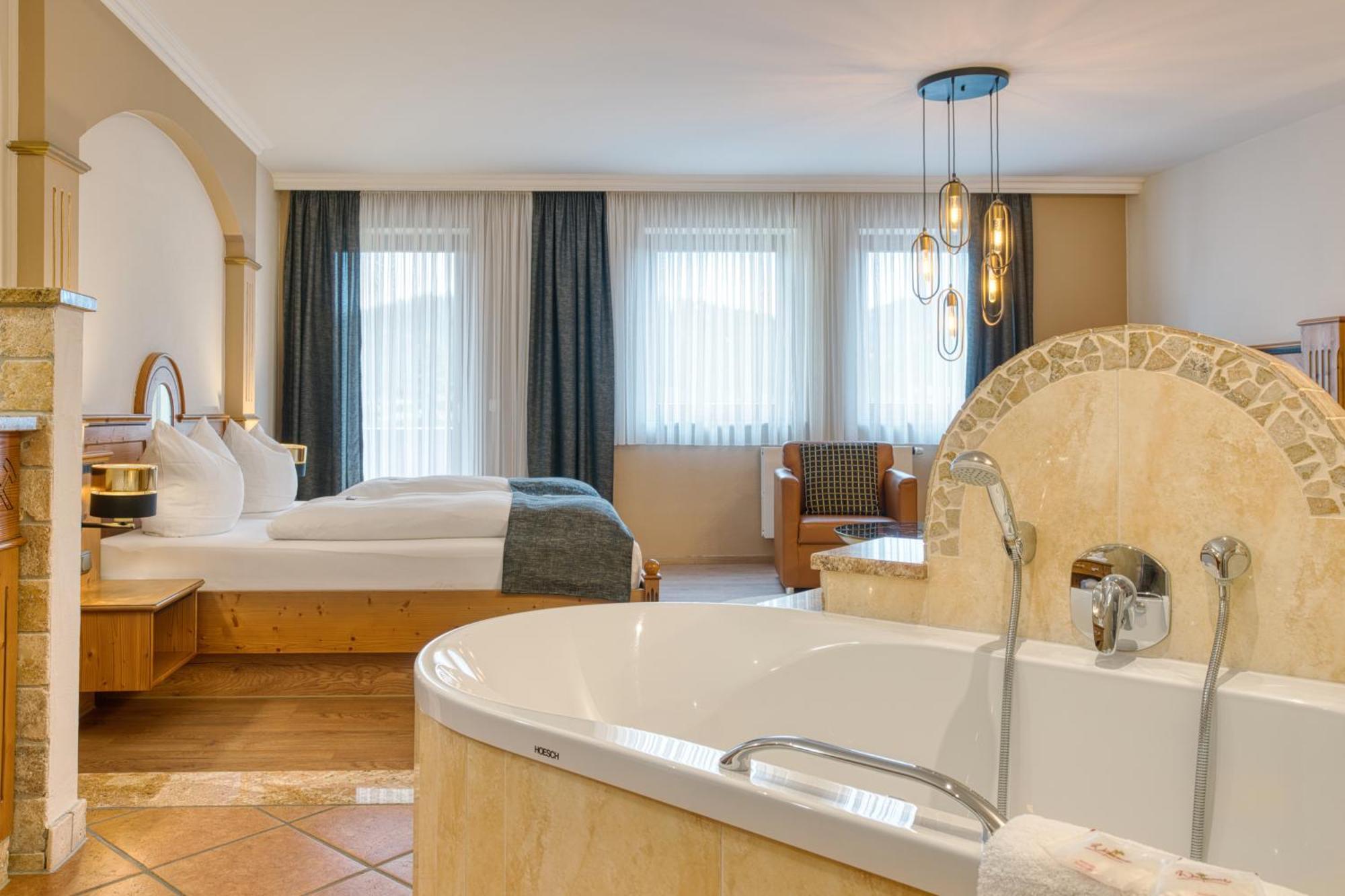 Kristall- & Vitalhotel Bergknappenhof Боденмайс Екстериор снимка